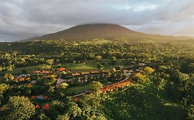 Montaña de Fuego All Inclusive